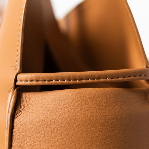 VON HOLZHAUSEN The Medium Shopper Caramel - Picture 11 of 14